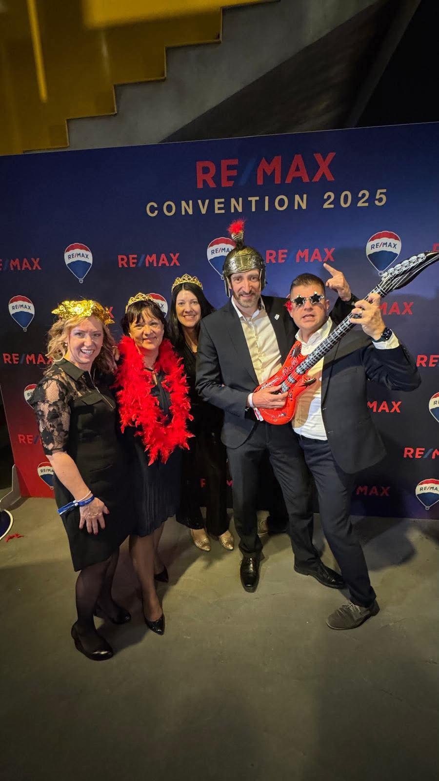 Kolegové na akci REMAX Convention